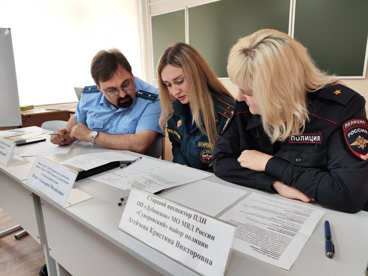В Дубенском районе Тульской области, 4 июня 2025 года, в рамках антинаркотического месячника и акции &quot;Знать, чтобы жить!.